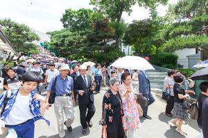  주일 교회 둘러보기