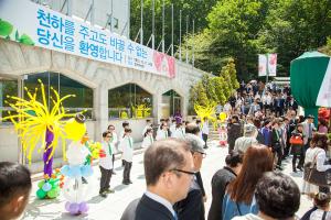  주일 교회 둘러보기