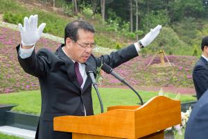  휘선동산 준공 감사예배