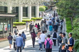  주일 교회 둘러보기