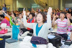  하계대성회 넷째날 저녁(저녁예배, 평강 가족 구속사노래 대회, 둘러보기)