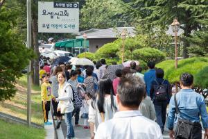  주일 교회 둘러보기