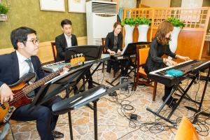  라마드찬양지도자학교 개원감사예배