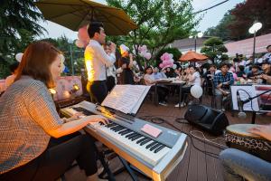  주일 전도축제행사 '따스한 봄날'