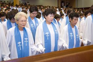  주일 3부 권사임직예배