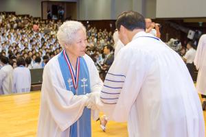  주일 3부 권사임직예배