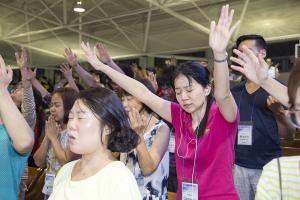    하계대성회 셋째날 저녁(저녁예배, 찬양기도회) 