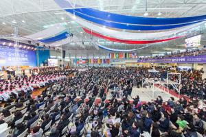  승리의 날 및 출판감사예배