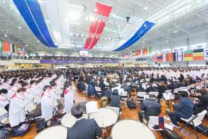  승리의 날 및 출판감사예배