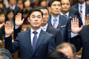  주일 3부 '장로장립, 안수집사임직예배'