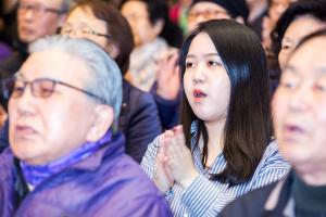  고난주간 특별집회 '2권 만화 출판 감사예배'