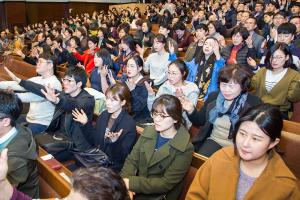  고난주간 특별집회 '2권 만화 출판 감사예배'