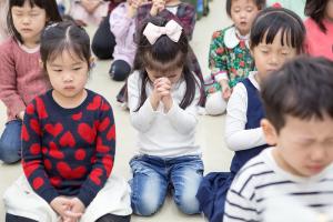  주일예배(부활절)  유치부