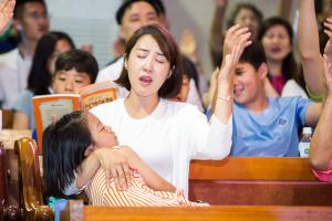  하계대성회 셋째날(휘선 설교집 출판 및 평강의날 감사예배)