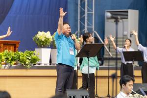  하계대성회 첫째날 개회예배