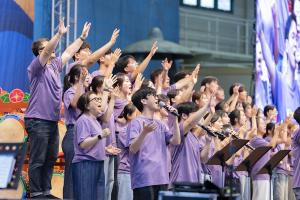  하계대성회 셋째날 해외 아카데미 수료식