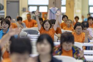  하계대성회 셋째날 해외 아카데미 수료식